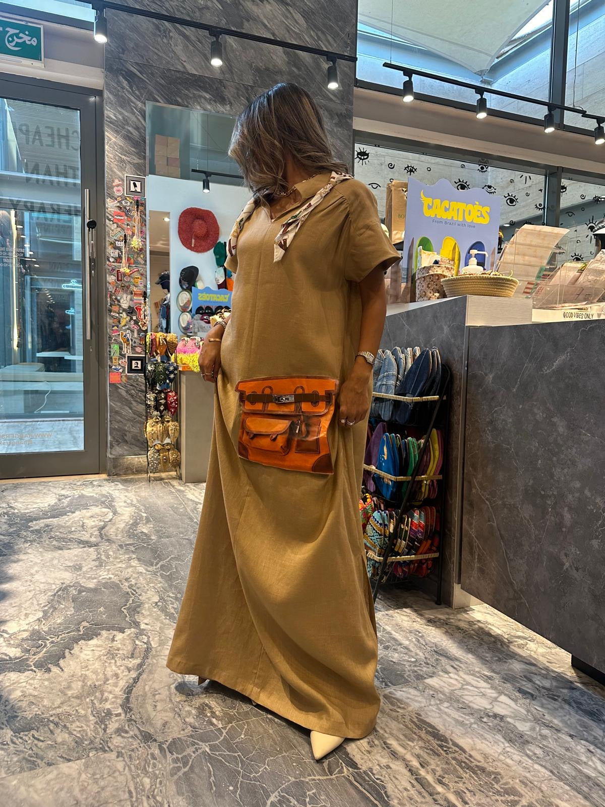 Bronze fancy dress with Birkin Orange