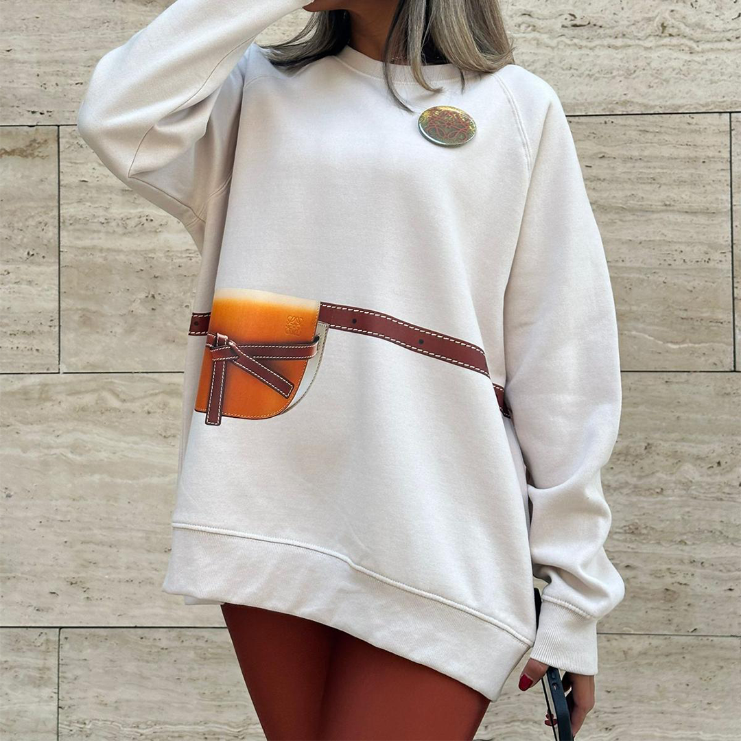 Stunning brownish belt bag sweater